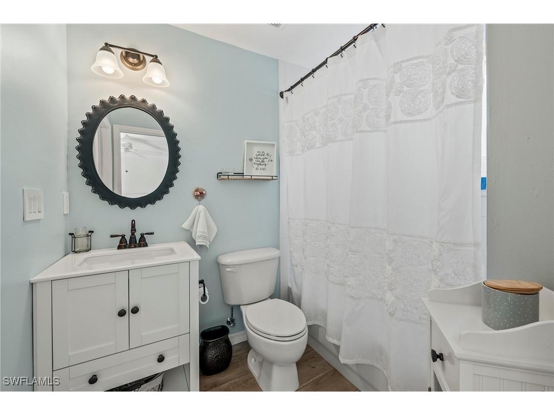 1015 Tivoli Lane Naples FL 34104 225071223 image21