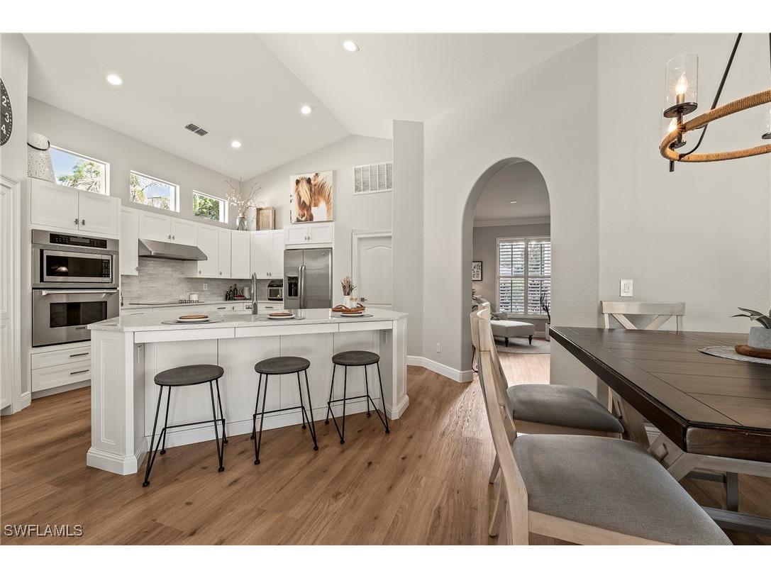 1015 Tivoli Lane Naples FL 34104 225071223 image3