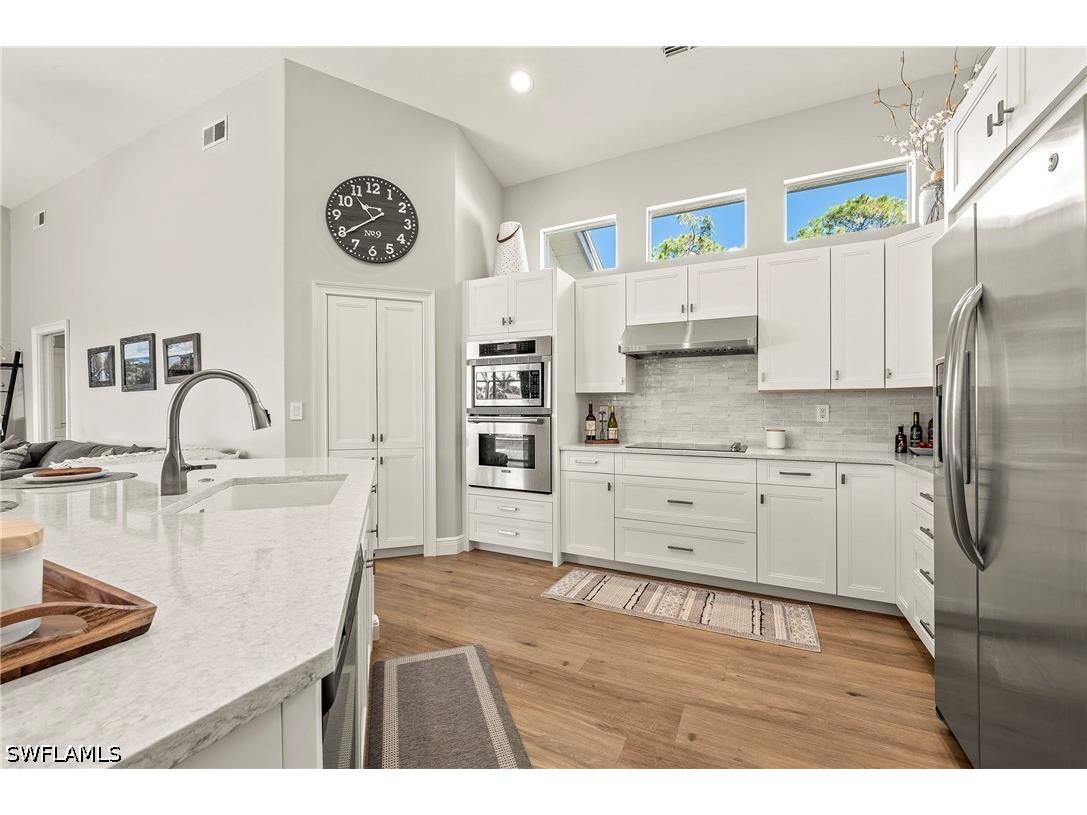 1015 Tivoli Lane Naples FL 34104 226016241 image11