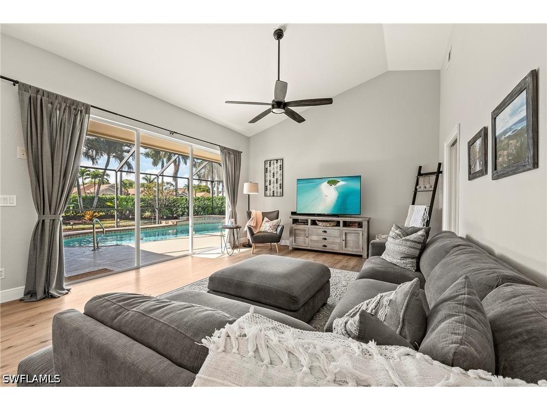 1015 Tivoli Lane Naples FL 34104 226016241 image13