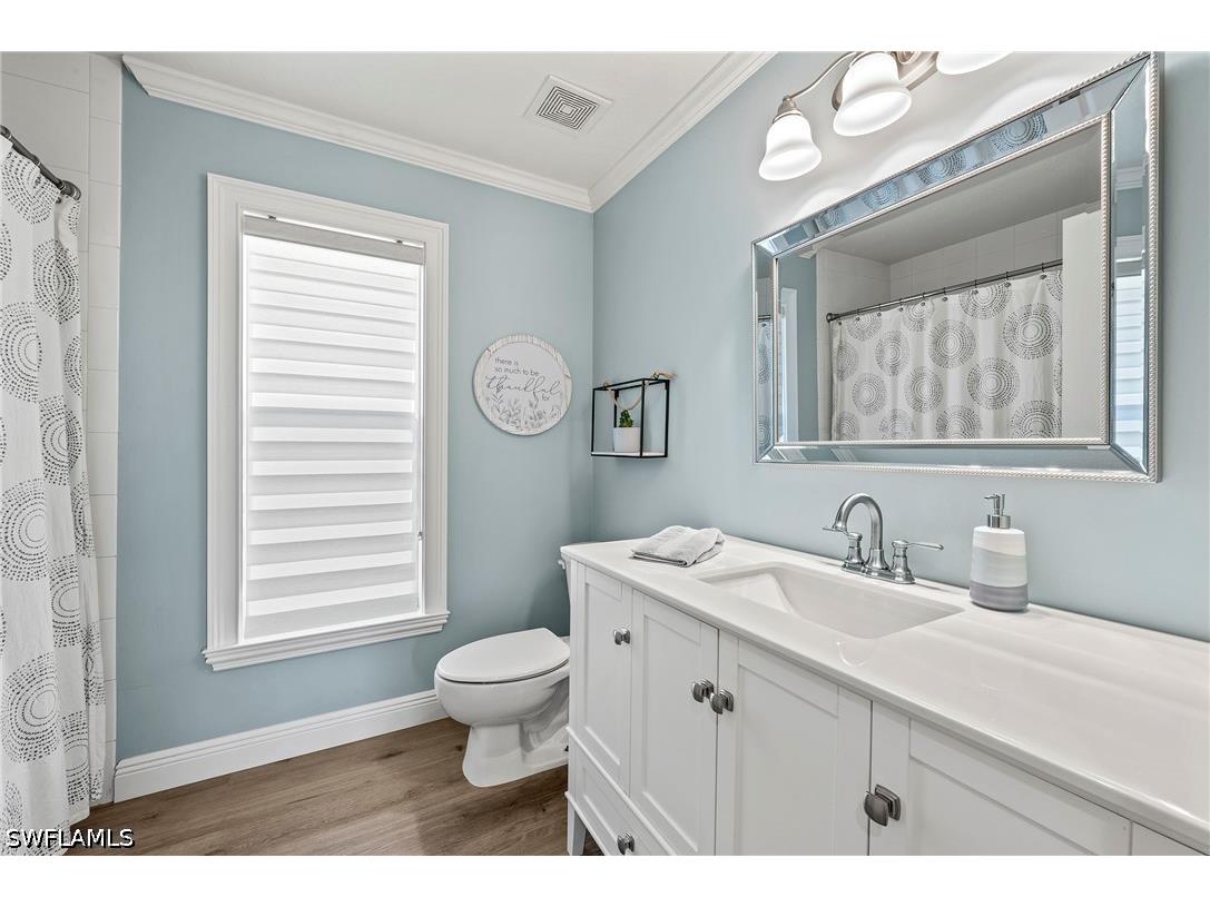 1015 Tivoli Lane Naples FL 34104 226016241 image22