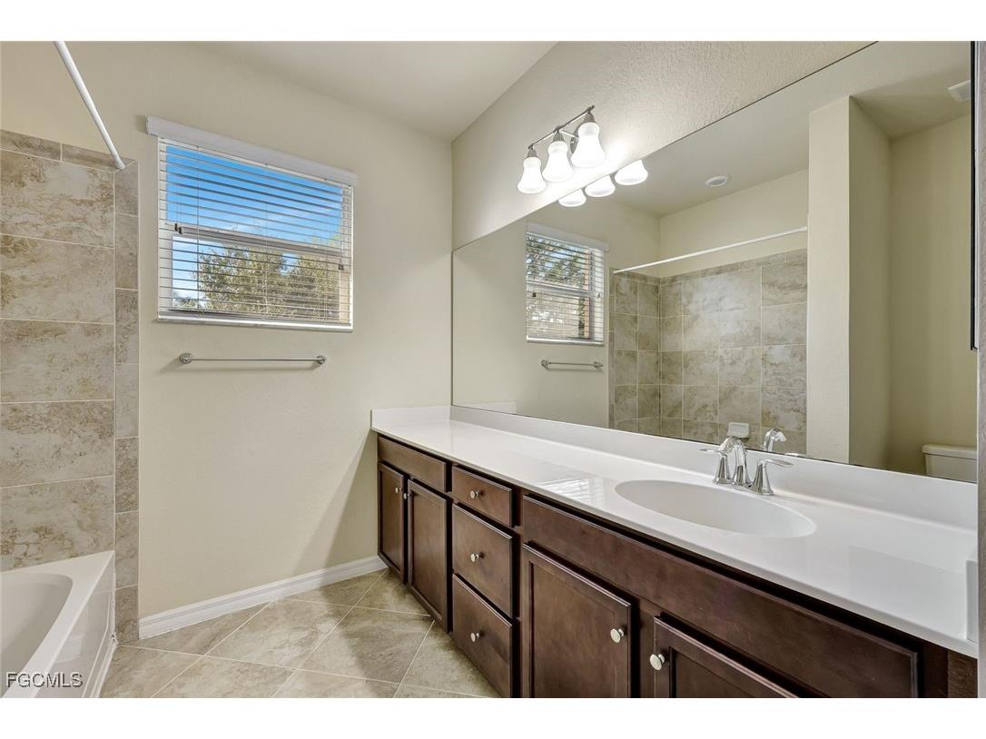 10150 Via Colomba Circle Fort Myers FL 33966 2025016465 image21