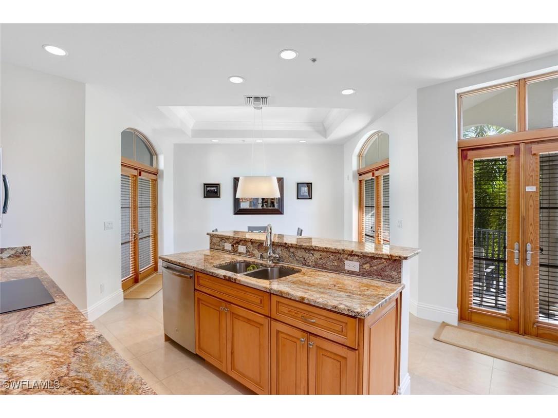 1016 7th Street S Naples FL 34102 225077004 image2