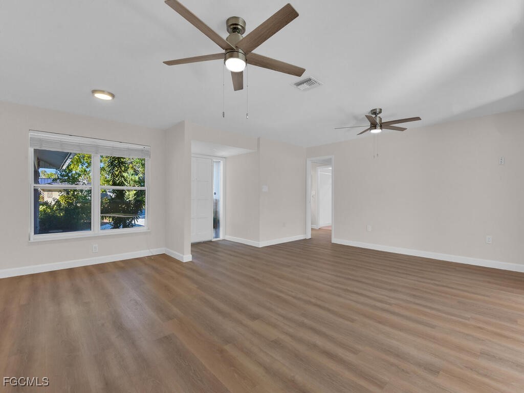 1016 Bayshore Avenue Fort Myers FL 33919 2026003452 image17