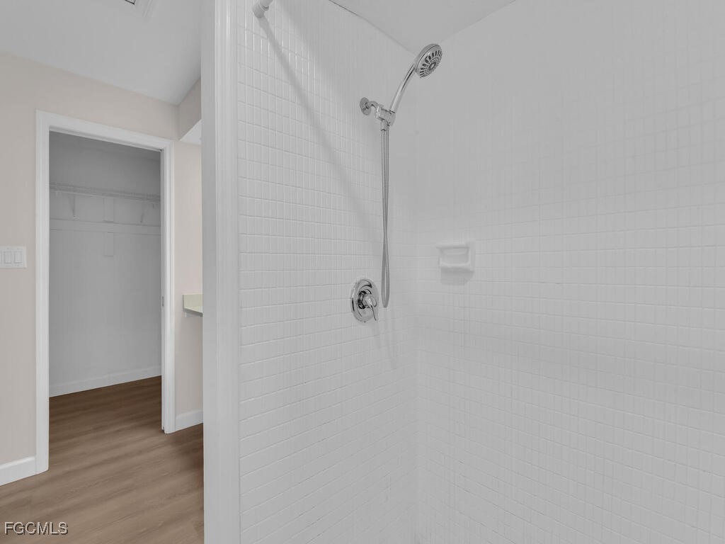 1016 Bayshore Avenue Fort Myers FL 33919 2026003452 image26