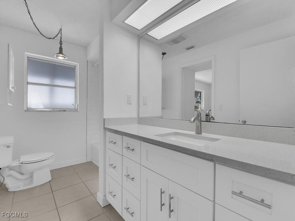 1016 Bayshore Avenue Fort Myers FL 33919 2026003452 image30