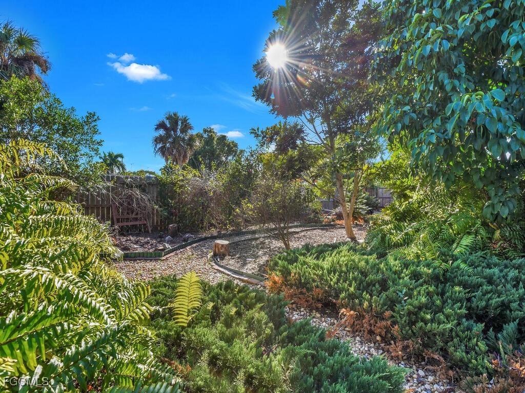 1016 Bayshore Avenue Fort Myers FL 33919 2026003452 image37