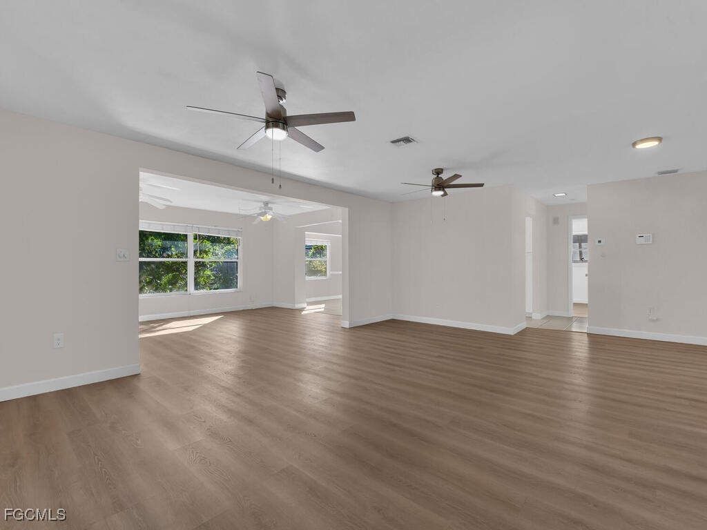 1016 Bayshore Avenue Fort Myers FL 33919 2026003452 image4