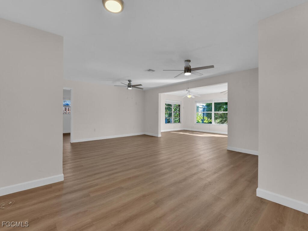 1016 Bayshore Avenue Fort Myers FL 33919 2026003452 image7