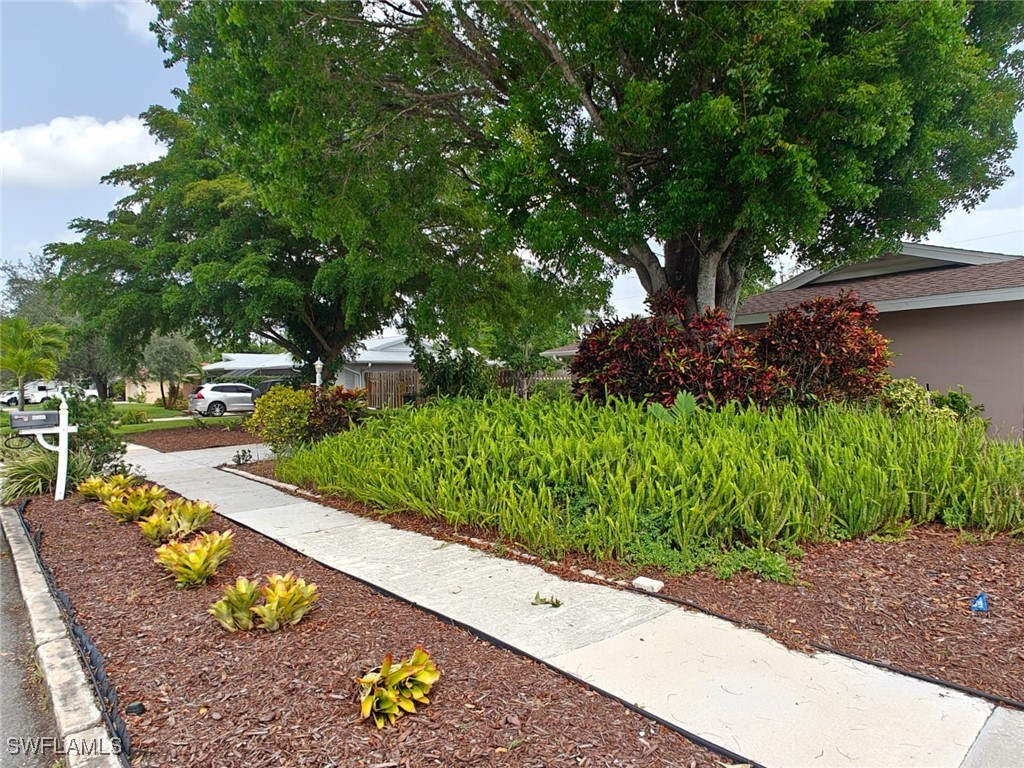 1016 Bayshore Avenue Fort Myers FL 33919 225059495 image29
