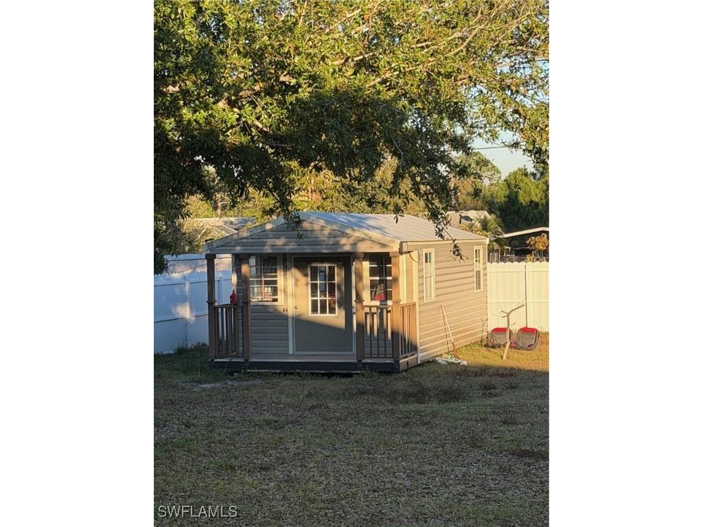 1016 Cleveland Avenue Lehigh Acres FL 33972 226002755 image2