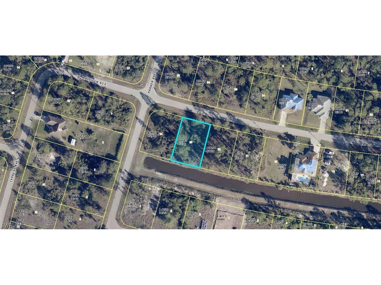 1016 Maddock Street E Lehigh Acres FL 33974 224017069 image1