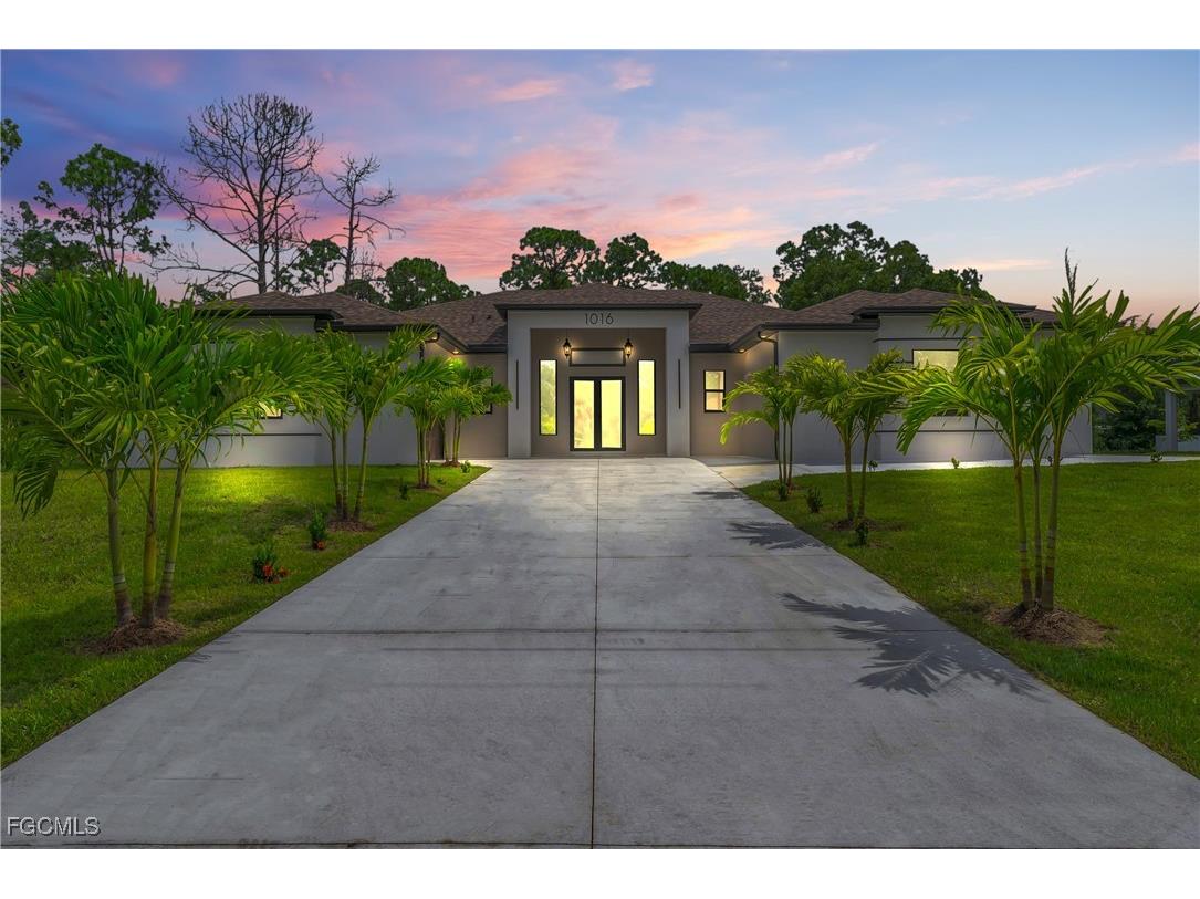 1016 Magnolia Avenue Lehigh Acres FL 33972 2025009964 image1