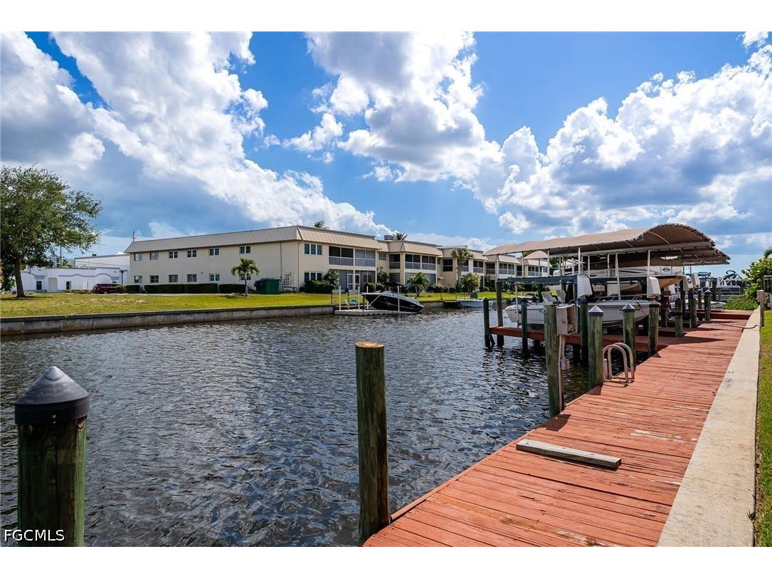 1016 SE 46th Street #101 Cape Coral FL 33904 2026020440 image25