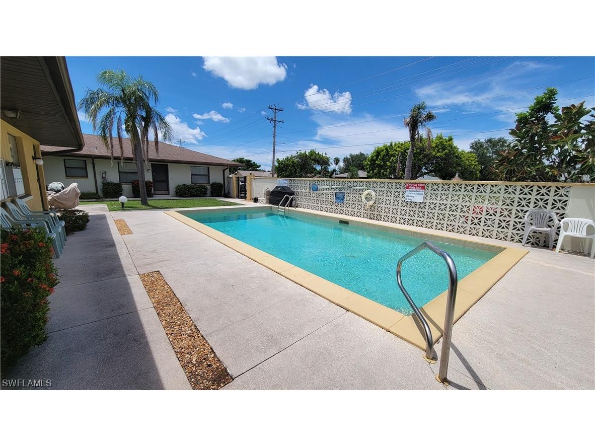 1016 SE 8th Street #4 Cape Coral FL 33990 223044746 image1