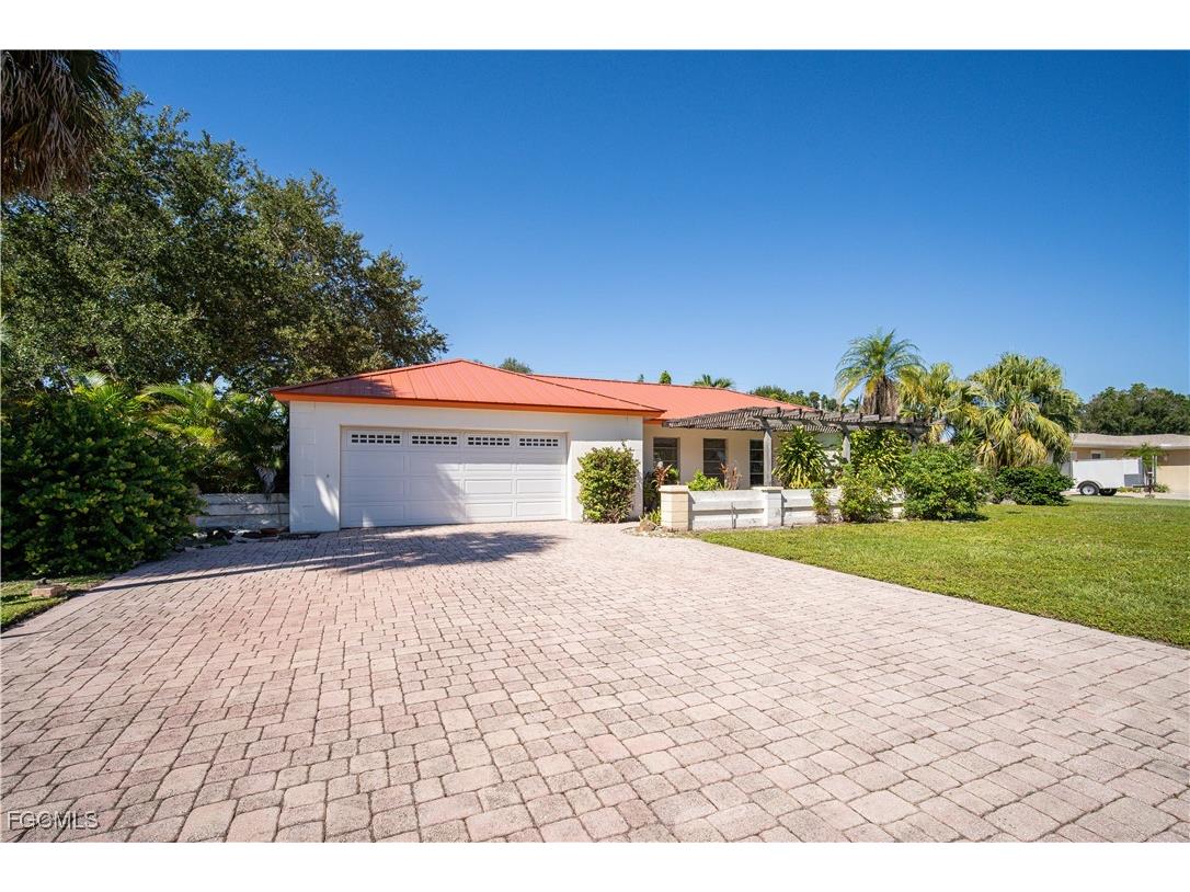 10160 Mcgregor Boulevard Fort Myers FL 33919 2025018531 image1