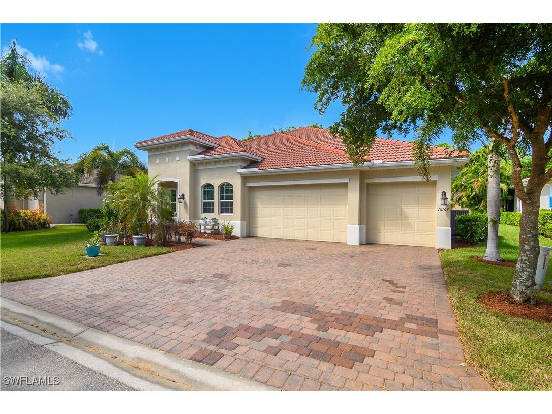 10167 Avonleigh Drive Bonita Springs FL 34135 225073654 image1