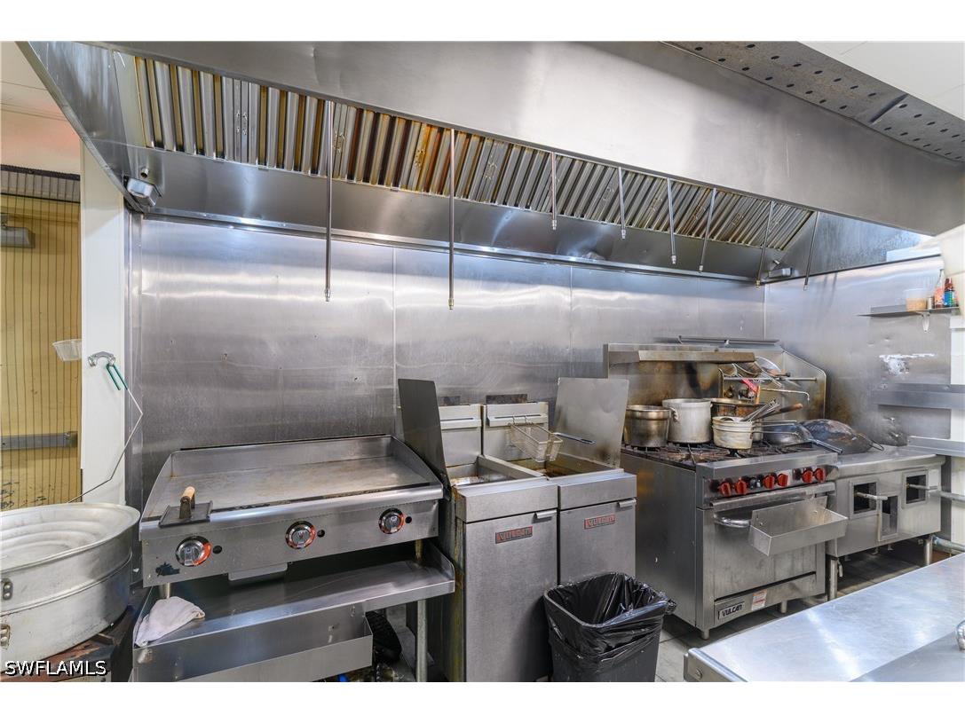 1017 N Collier Boulevard #302 Marco Island FL 34145 226022349 image8