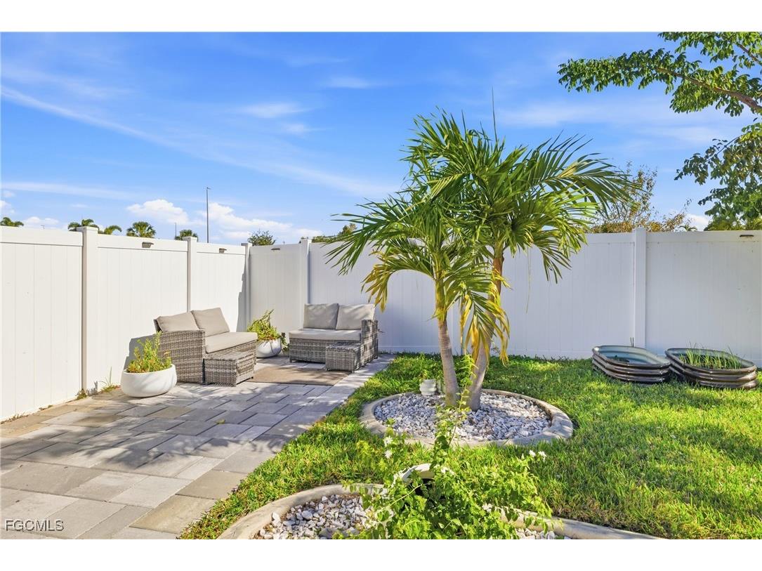 1017 NE 15th Place Cape Coral FL 33909 2026001686 image37