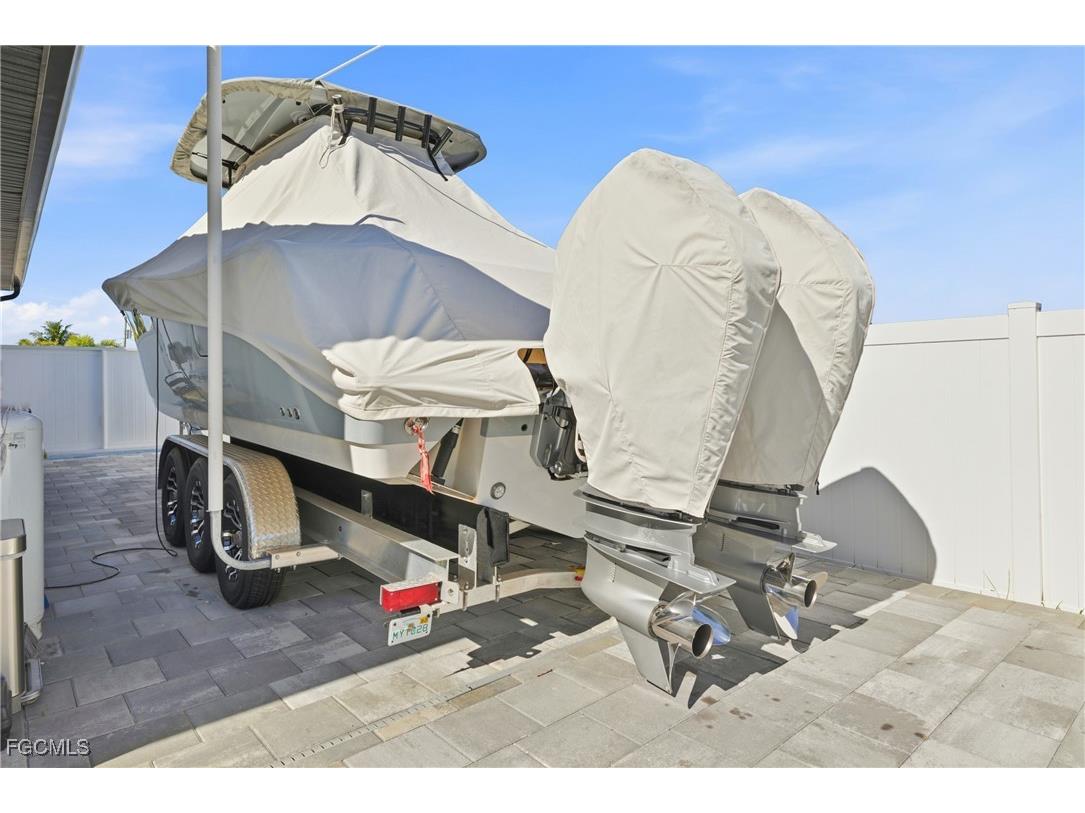 1017 NE 15th Place Cape Coral FL 33909 2026001686 image38