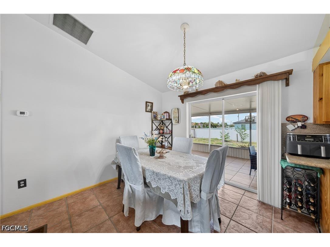 1017 NW 15th Street Cape Coral FL 33993 2026021006 image10