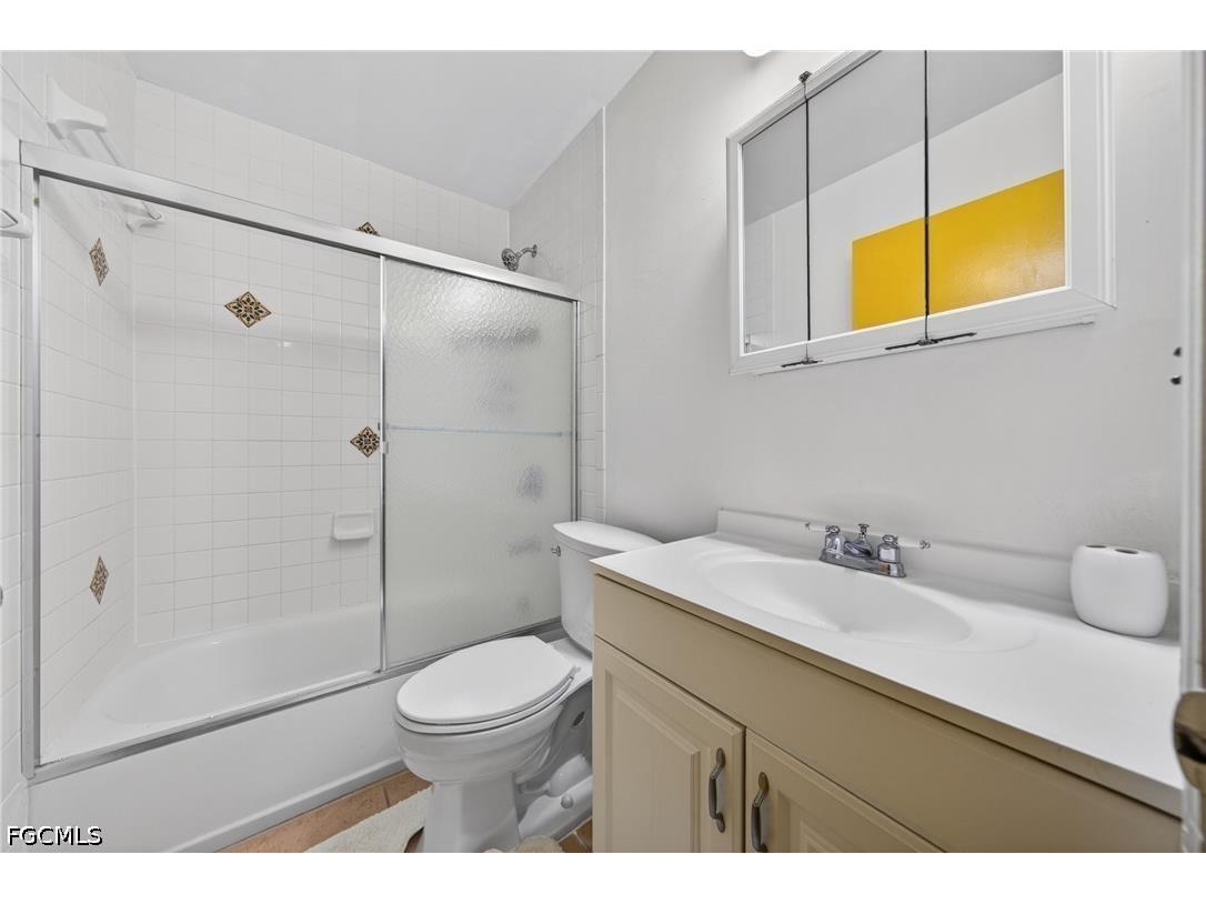 1017 NW 15th Street Cape Coral FL 33993 2026021006 image16