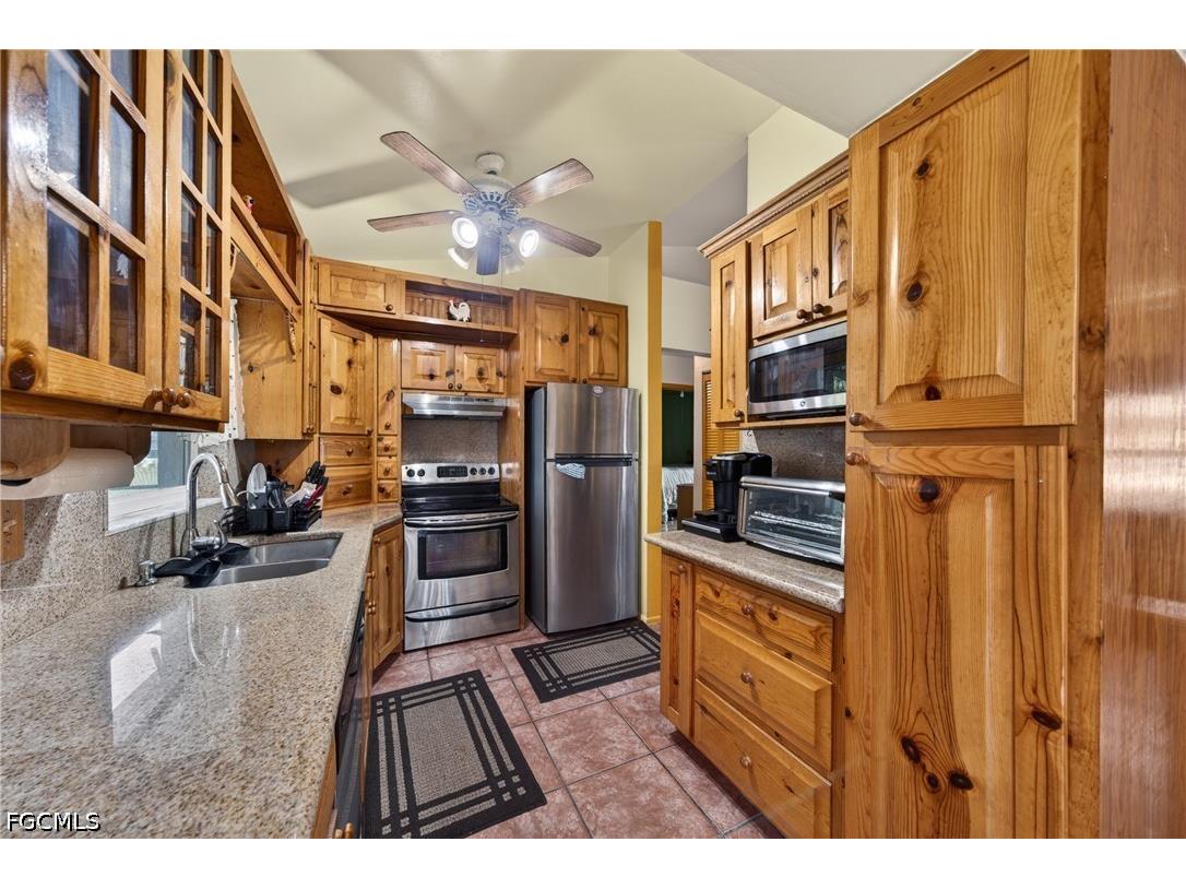1017 NW 15th Street Cape Coral FL 33993 2026021006 image6