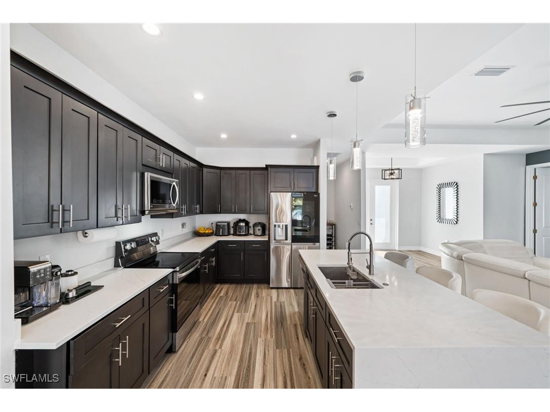 1017 NW 15th Terrace Cape Coral FL 33993 225079176 image10