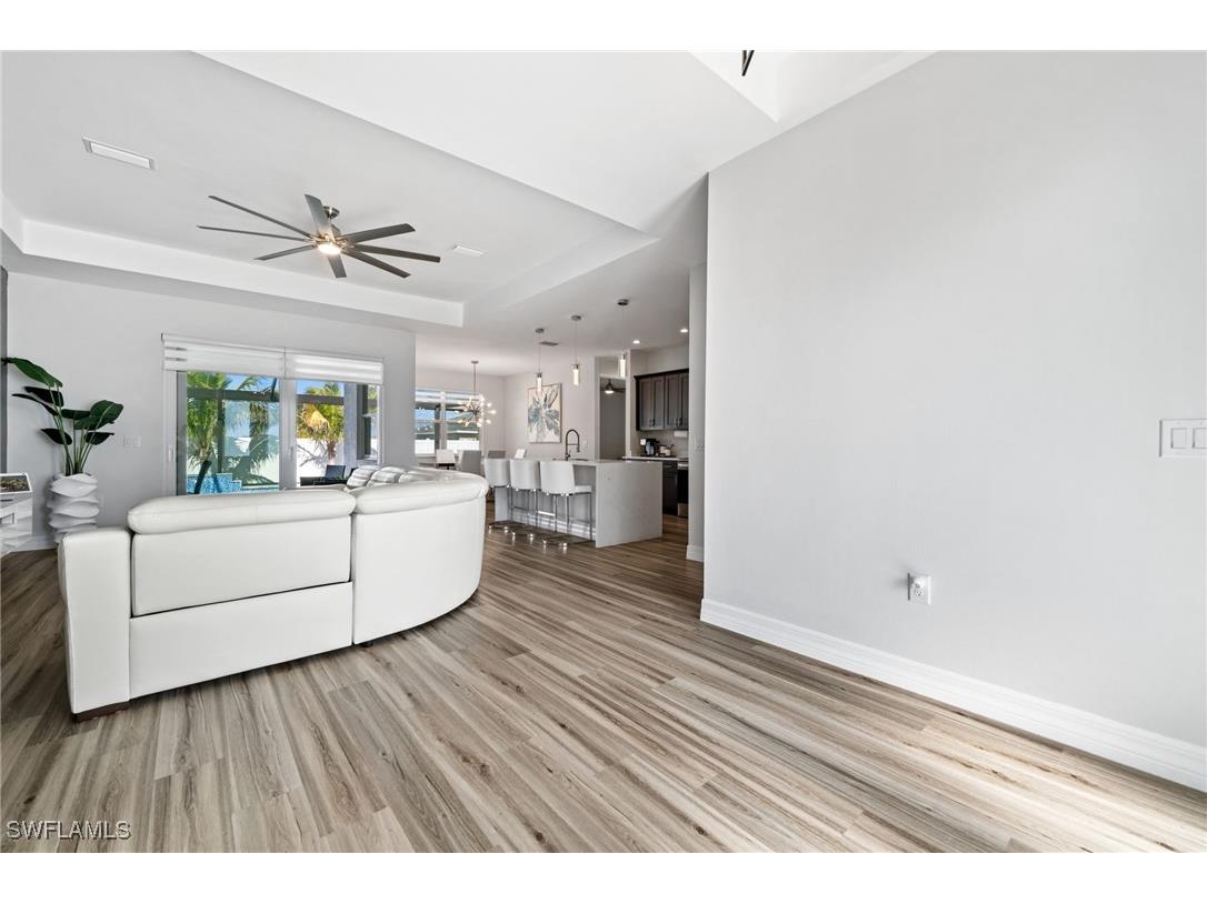 1017 NW 15th Terrace Cape Coral FL 33993 225079176 image4