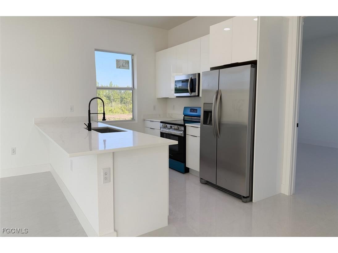 1017 Rush Avenue Lehigh Acres FL 33972 2025003547 image10