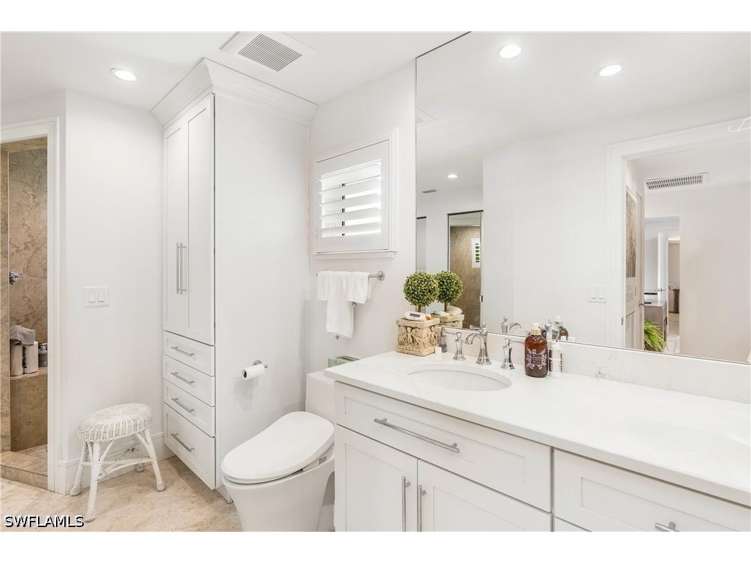 10173 Gulf Shore Drive Naples FL 34108 226024930 image22