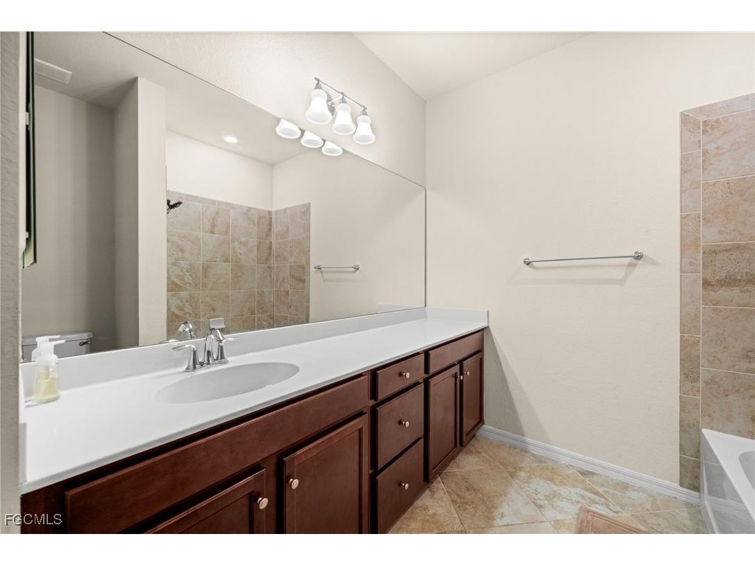 10173 Via Colomba Circle Fort Myers FL 33966 2025019999 image30