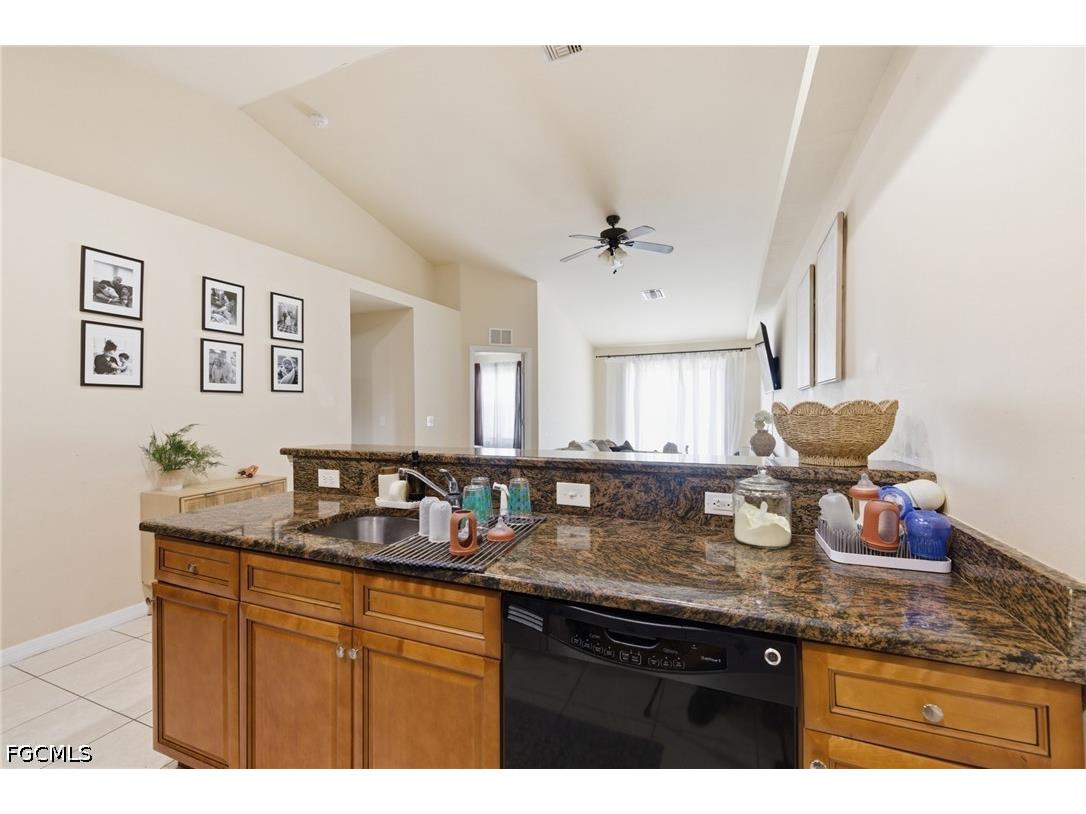 1018-1020 SE 24th Avenue Cape Coral FL 33990 2026019486 image14