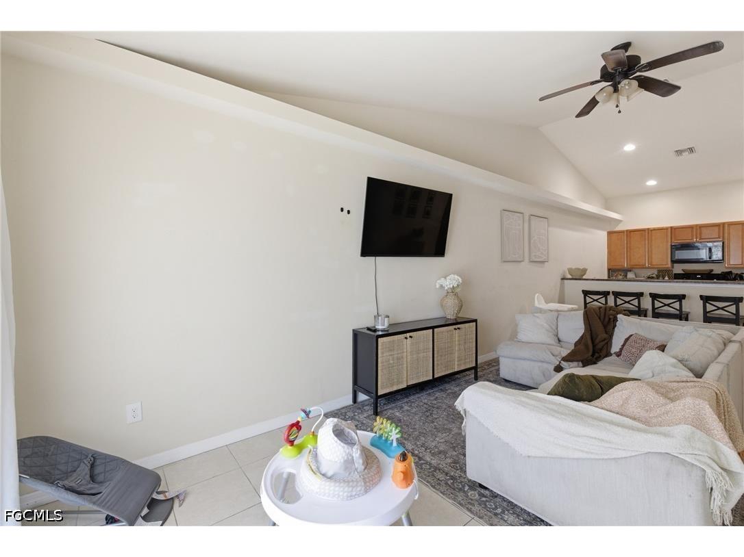 1018-1020 SE 24th Avenue Cape Coral FL 33990 2026019486 image6