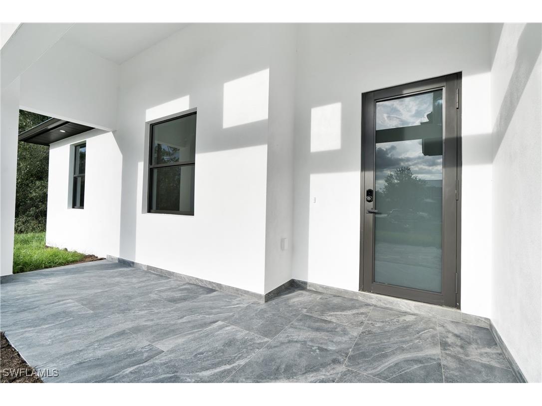 1018 Calvin Avenue Lehigh Acres FL 33972 225057092 image8