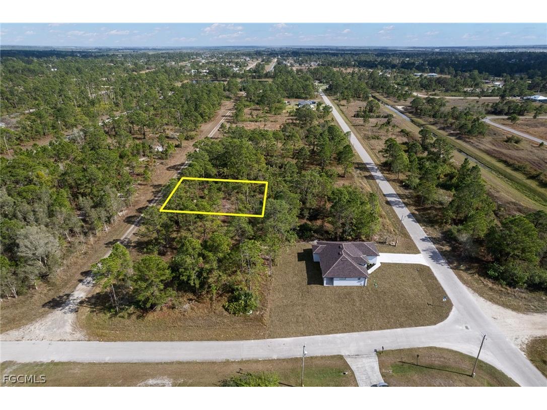 1018 Chandlee Street Lehigh Acres FL 33974 2026008599 image2