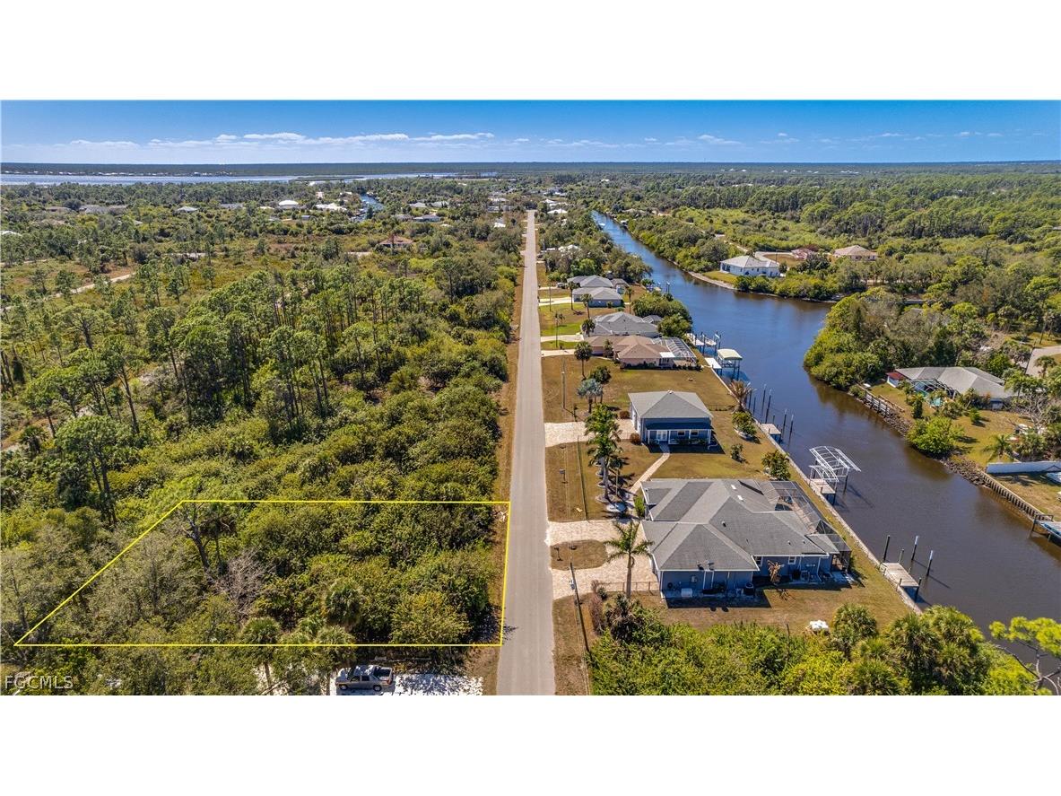 1018 Cheshire Street Port Charlotte FL 33953 2025016265 image11