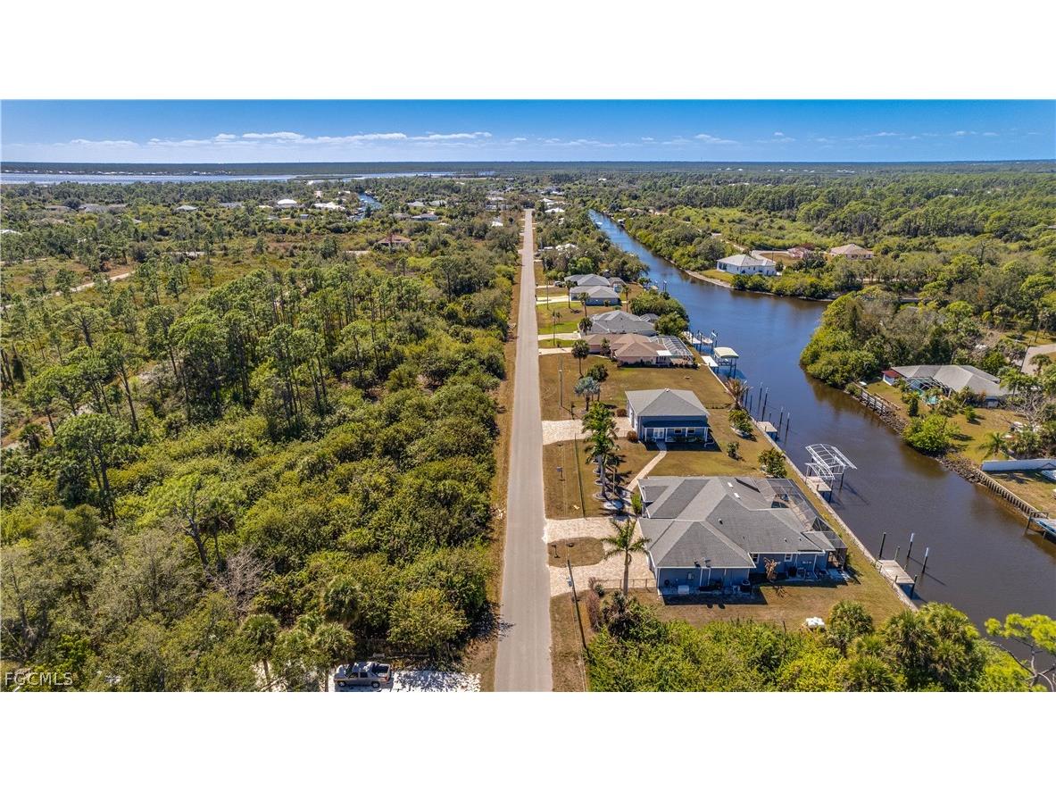 1018 Cheshire Street Port Charlotte FL 33953 2025016265 image12