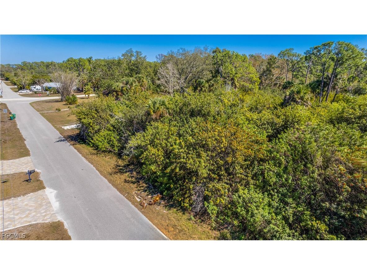 1018 Cheshire Street Port Charlotte FL 33953 2025016265 image2