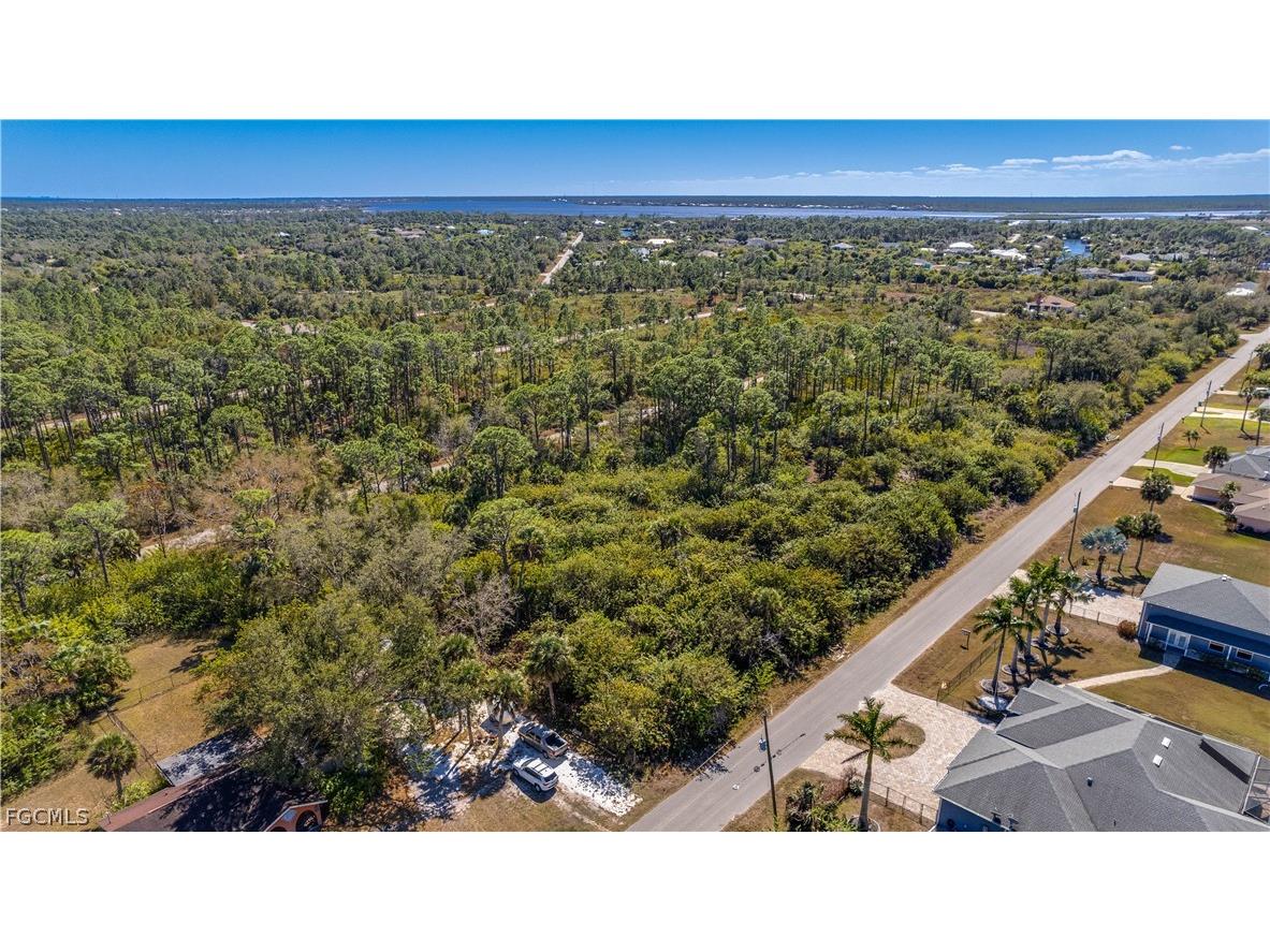 1018 Cheshire Street Port Charlotte FL 33953 2025016265 image5