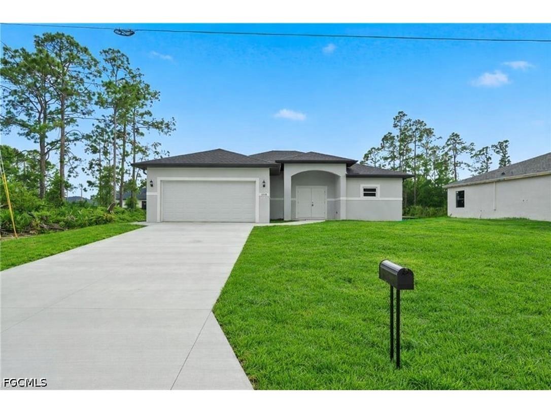 1018 Kent Street E Lehigh Acres FL 33974 2026024363 image1