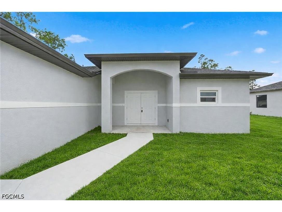 1018 Kent Street E Lehigh Acres FL 33974 2026024363 image3
