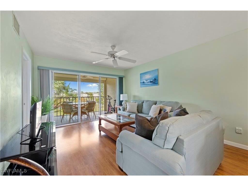 1018 Manatee Road #E302 Naples FL 34114 225056118 image1