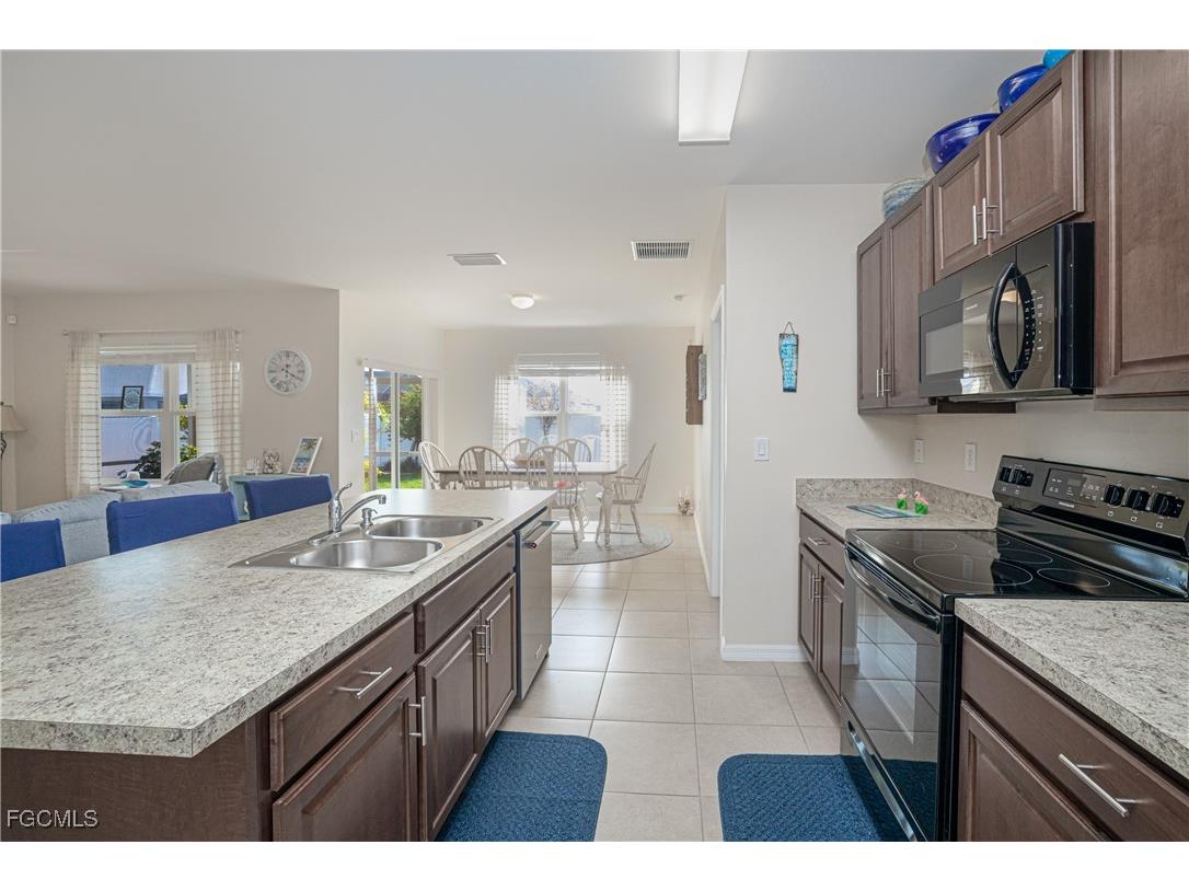 1018 NW 19th Street Cape Coral FL 33993 2026001762 image15
