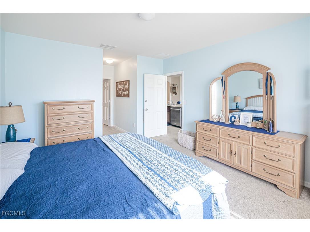 1018 NW 19th Street Cape Coral FL 33993 2026001762 image29