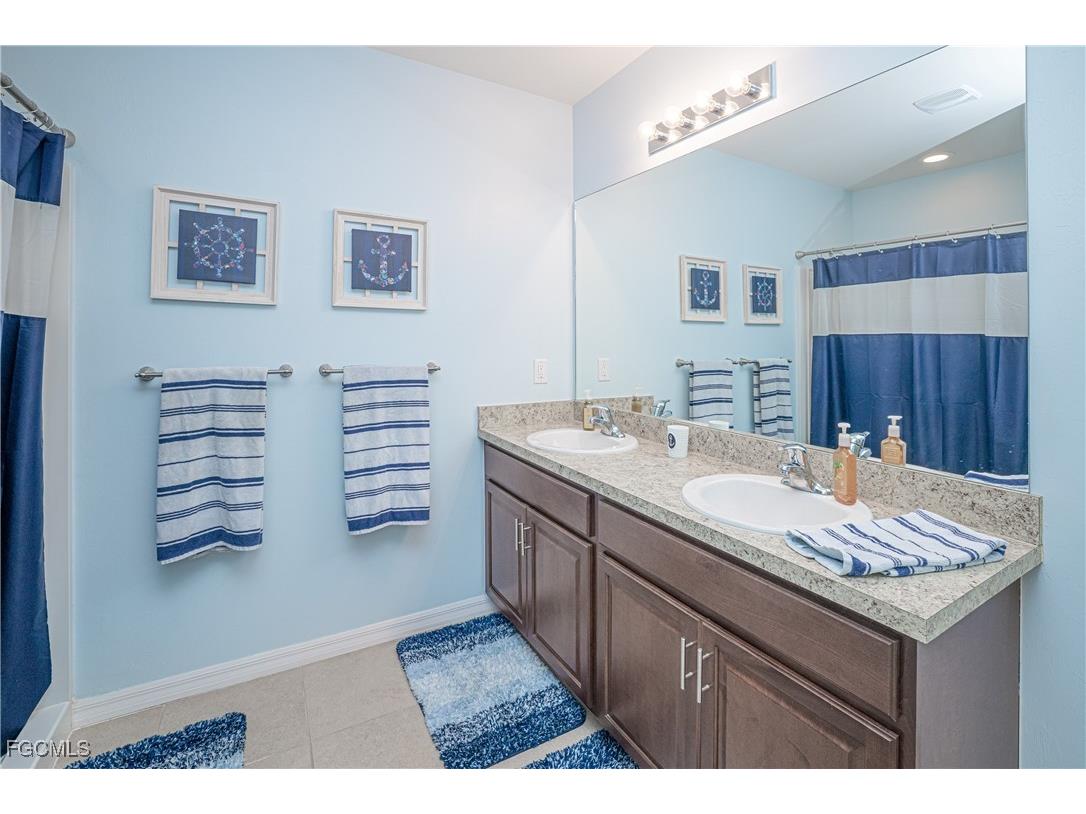 1018 NW 19th Street Cape Coral FL 33993 2026001762 image33