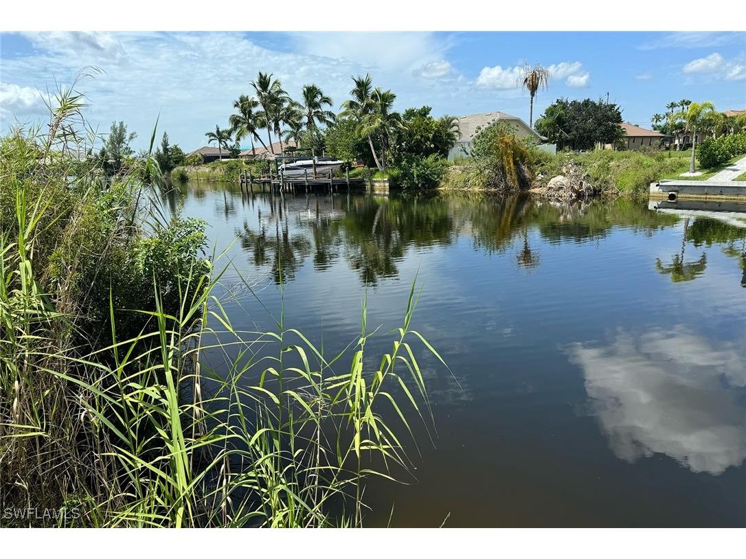 1018 NW 38th Place Cape Coral FL 33993 224066361 image1