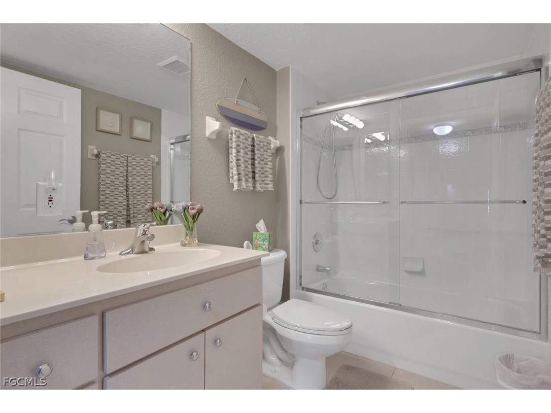 1018 SE 38th Street #101 Cape Coral FL 33904 2026009883 image13