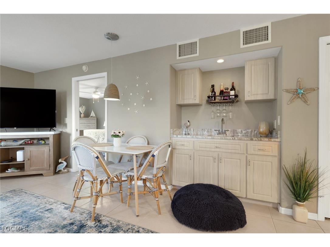 1018 SE 38th Street #101 Cape Coral FL 33904 2026009883 image8