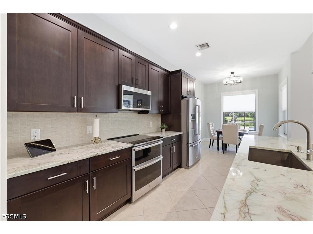 10181 Belcrest Boulevard Fort Myers FL 33913 2026015983 image14